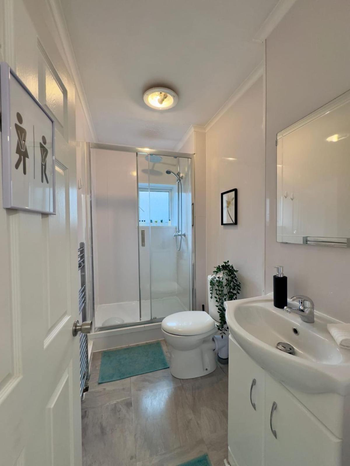 Buxton Court Apartment ลอนดอน ภายนอก รูปภาพ