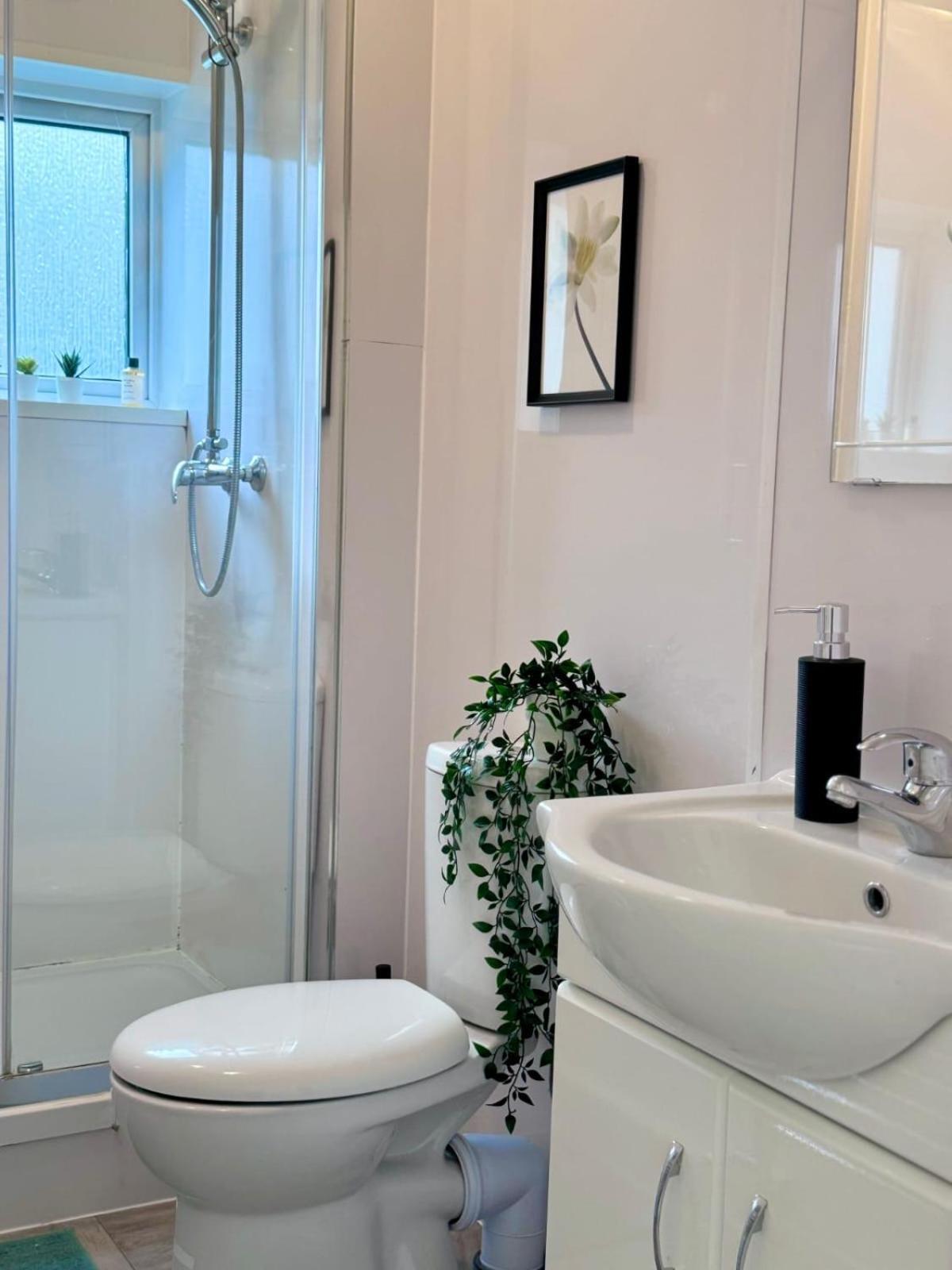 Buxton Court Apartment ลอนดอน ภายนอก รูปภาพ
